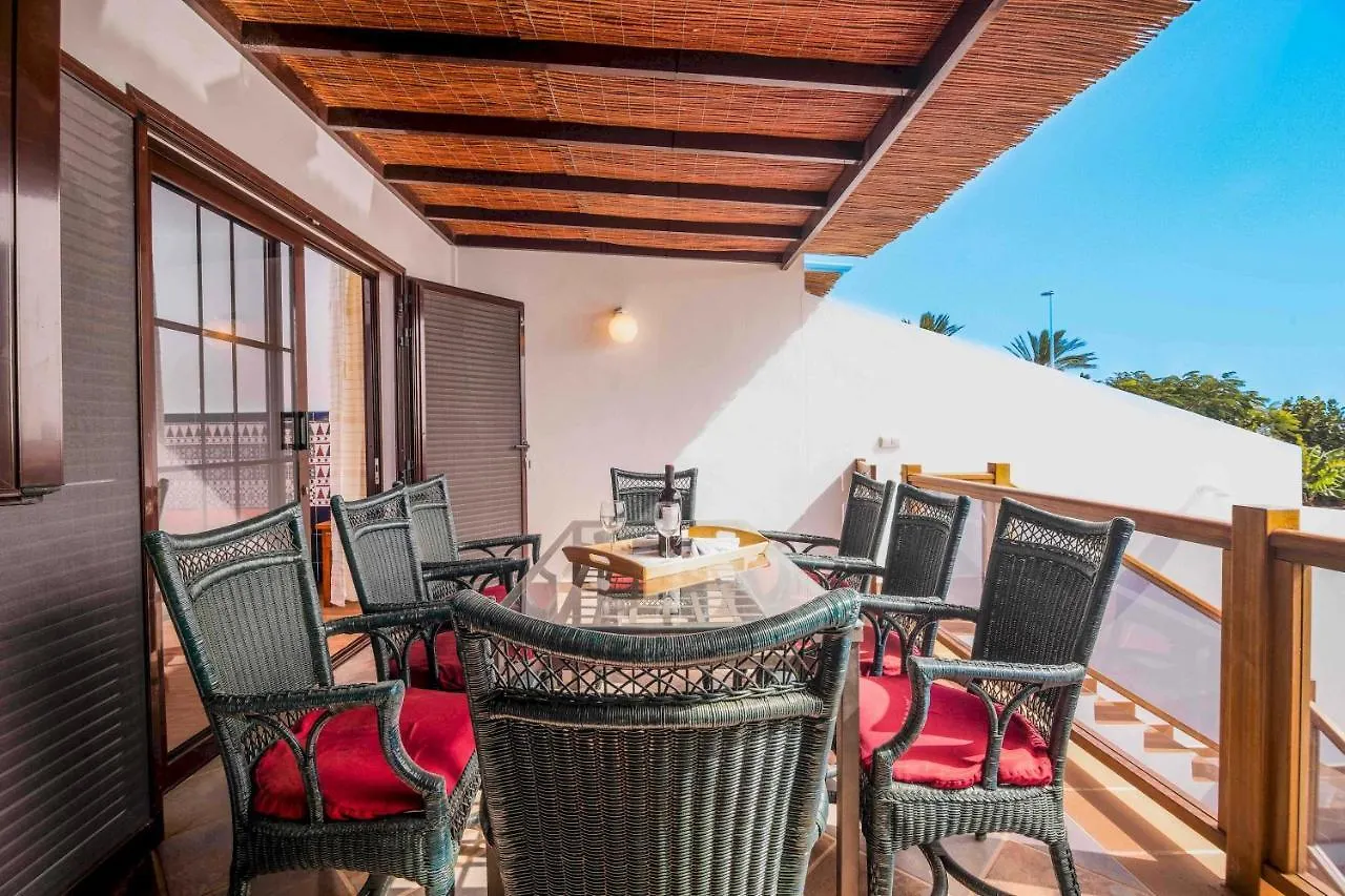 Villa Papillon Con Piscina Privada Y Vistas Al Mar Playa Blanca