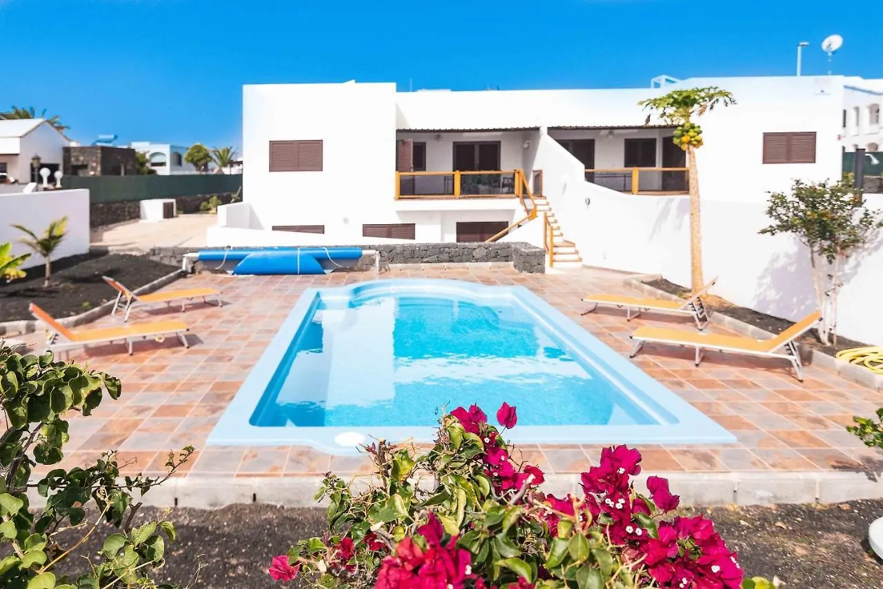 Villa Papillon Con Piscina Privada Y Vistas Al Mar Playa Blanca