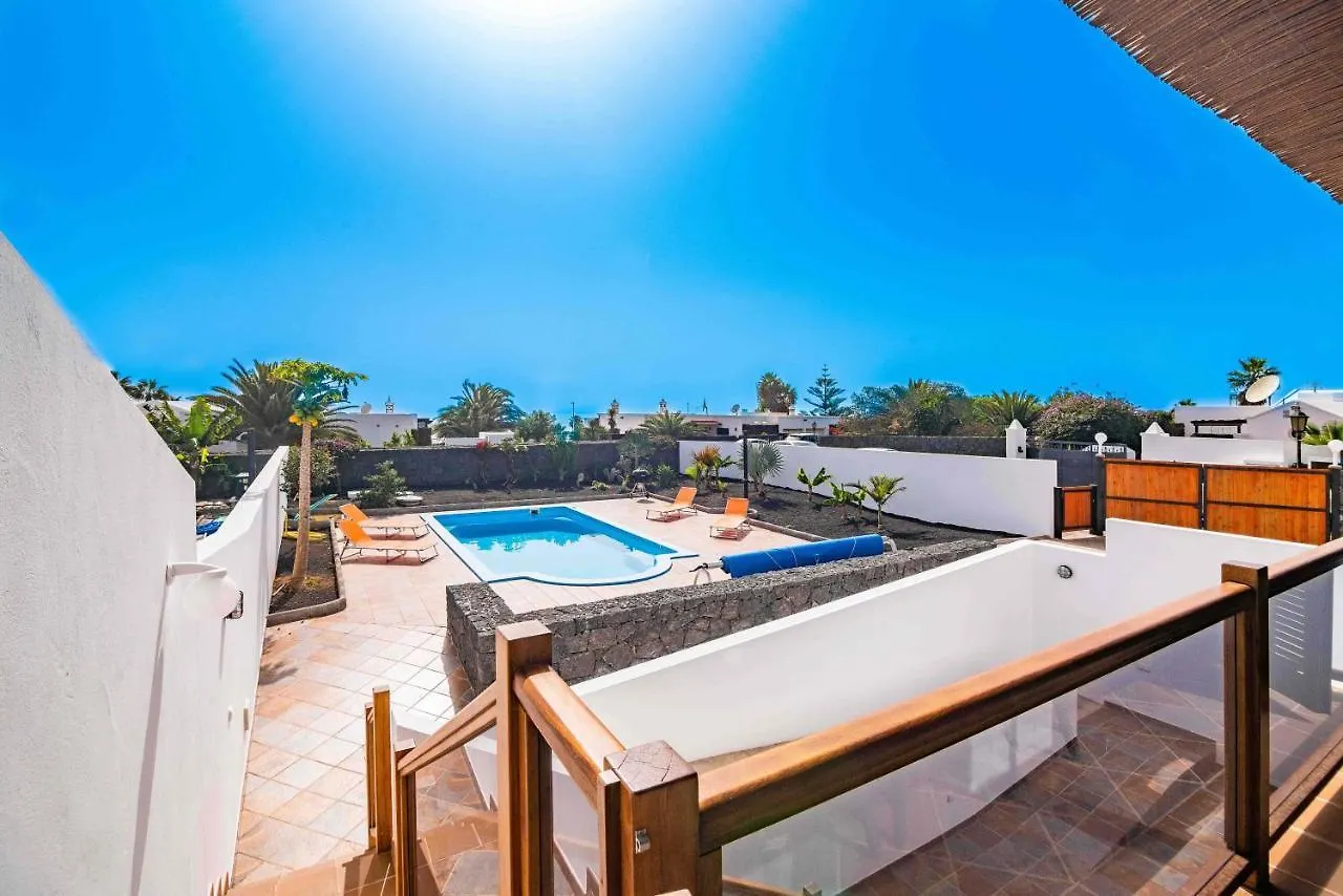 Villa Papillon Con Piscina Privada Y Vistas Al Mar Playa Blanca