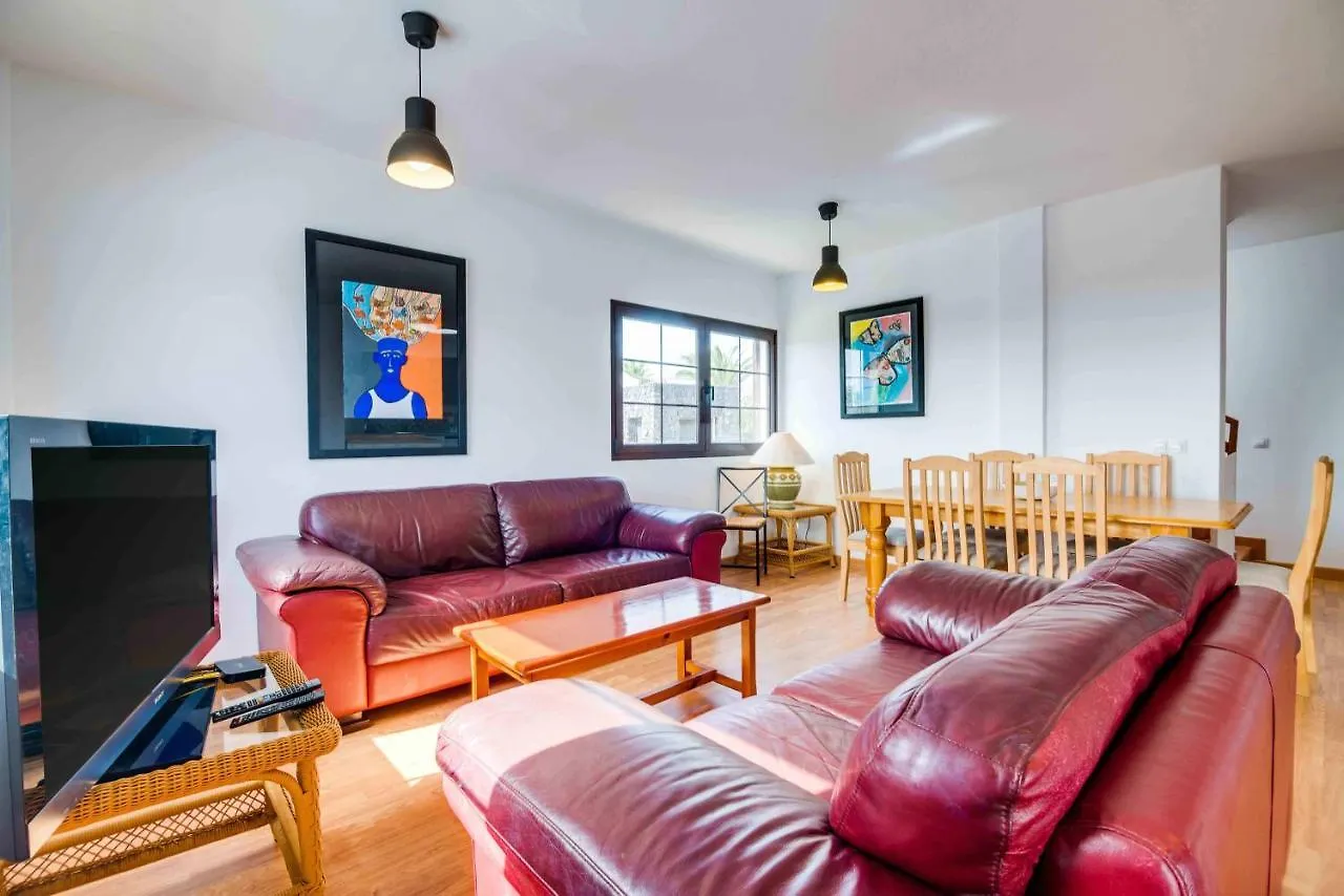 Villa Papillon Con Piscina Privada Y Vistas Al Mar 플라야블랑카 스페인